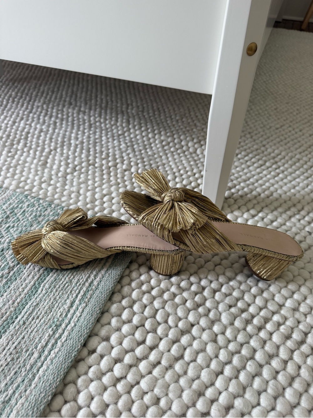 Loeffler Randall Gold Pleated Knot Slide Heels - Picture 4 of 10